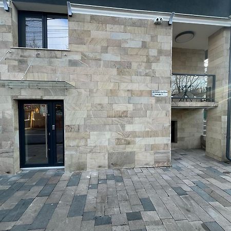 Hotel Palas Grand View Jászvásár Kültér fotó