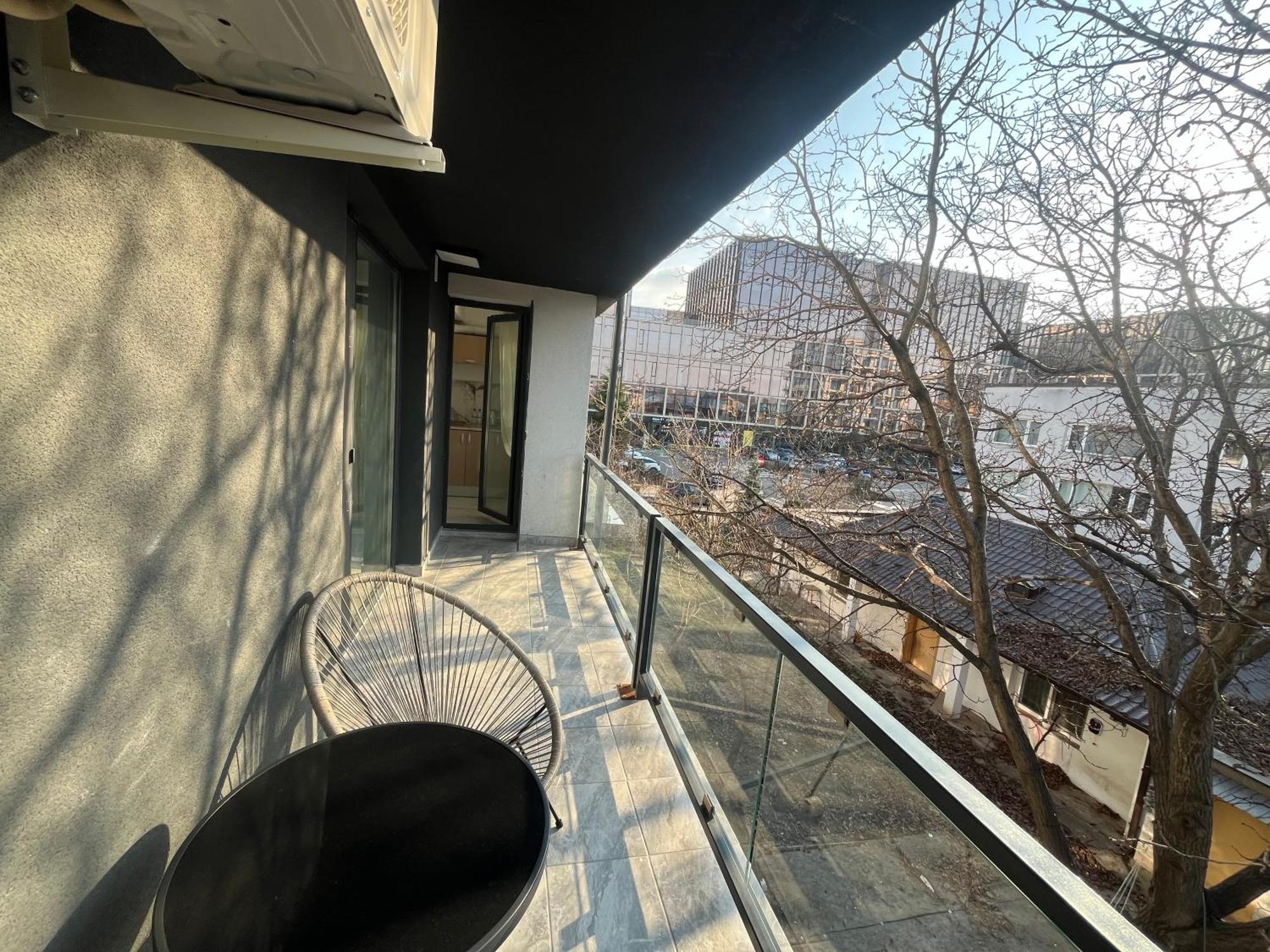 Hotel Palas Grand View Jászvásár Kültér fotó
